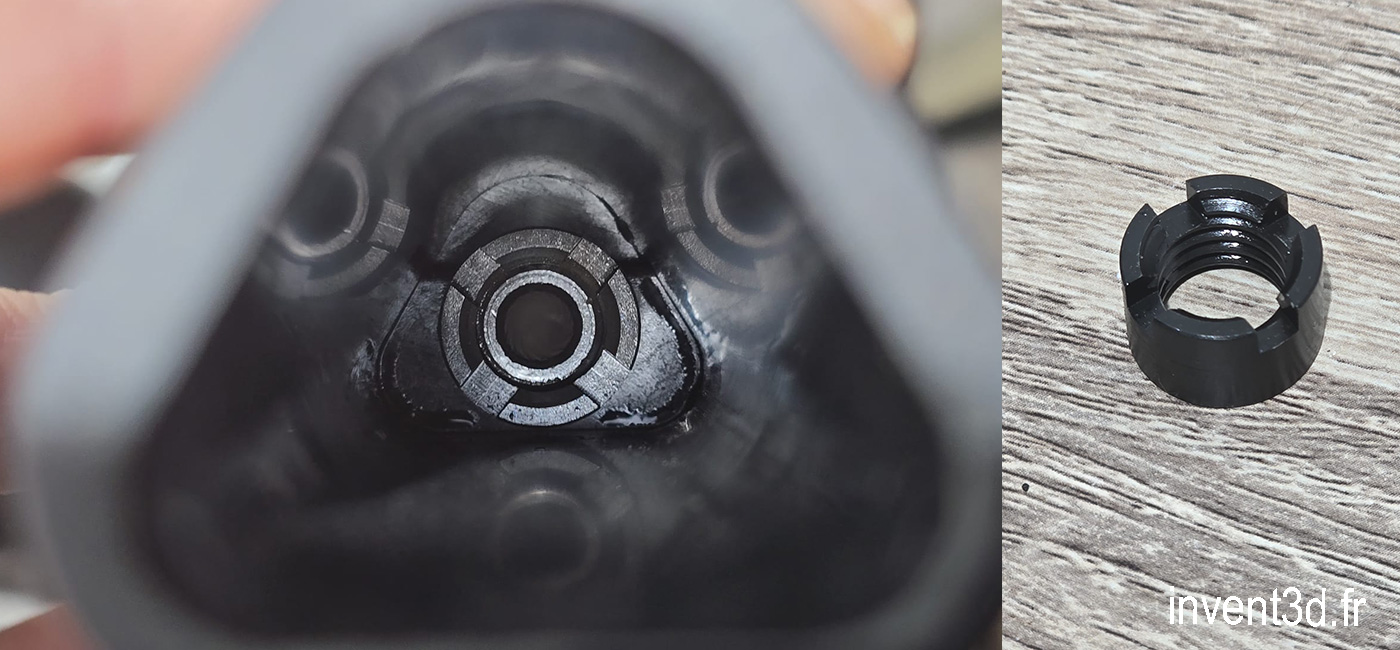 Coque du silencieux fixée, vis à retirer visible au fond + vis retirée en illustration.